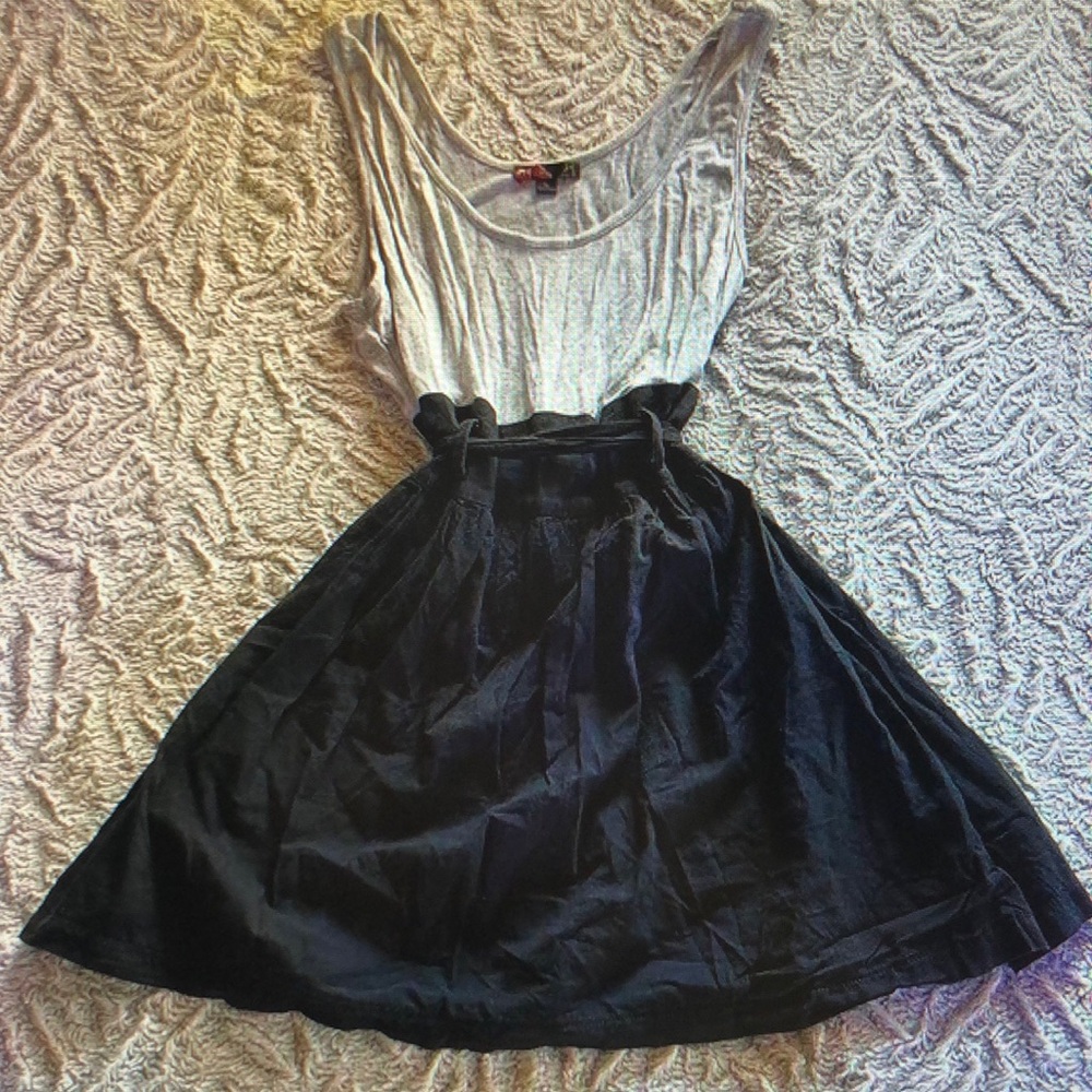 Forever 21 Black and Gray Dress